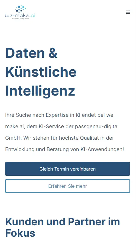 Screenshot from we-make.ai showing a section titled 'Daten & Künstliche Intelligenz' with a brief description offering AI expertise and services, followed by buttons for scheduling an appointment and learning more